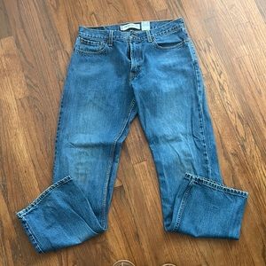Men’s Levi’s 527